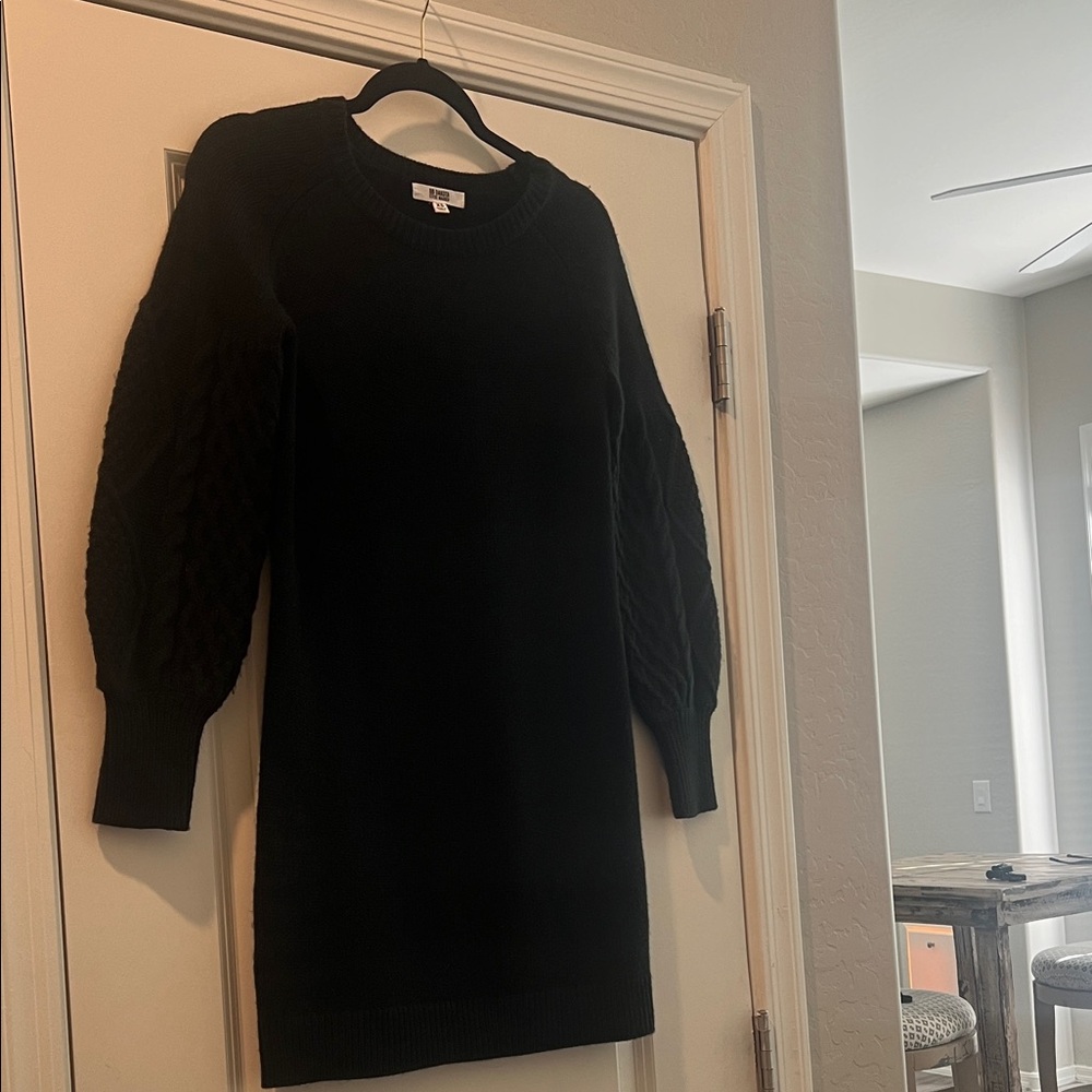 Steve Madden Black Long Sleeve Dress